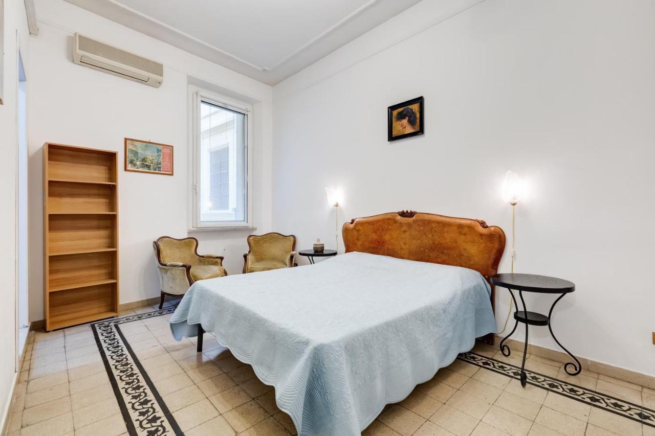 Con 3 Da Letto E 2 Bagni Vicino Al Vaticano * Roma