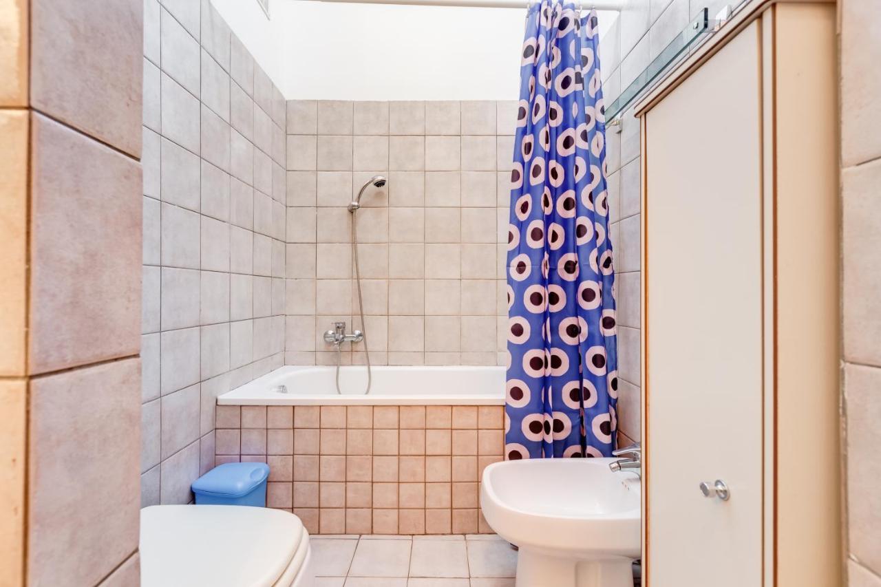 Con 3 Da Letto E 2 Bagni Vicino Al Vaticano Appartamento *